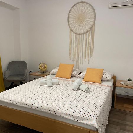 Apartmani Danica Nerezine Bagian luar foto