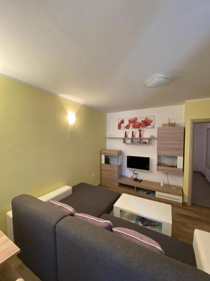 Apartmani Danica Nerezine Bagian luar foto