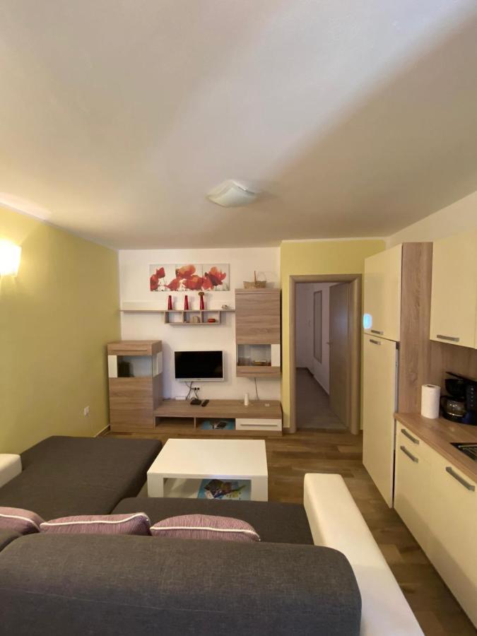 Apartmani Danica Nerezine Bagian luar foto