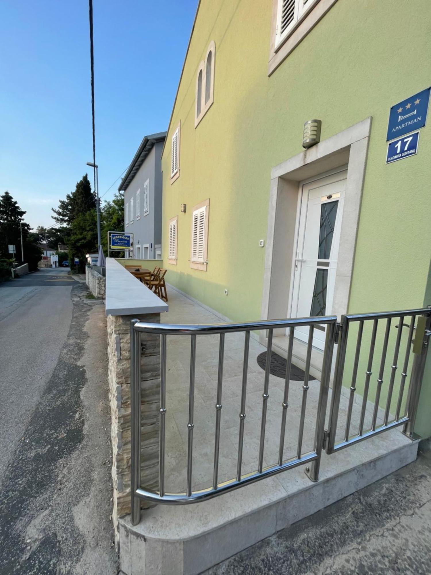 Apartmani Danica Nerezine Bagian luar foto