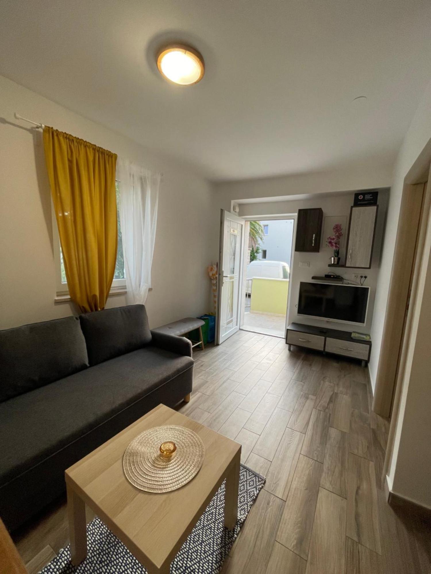 Apartmani Danica Nerezine Bagian luar foto