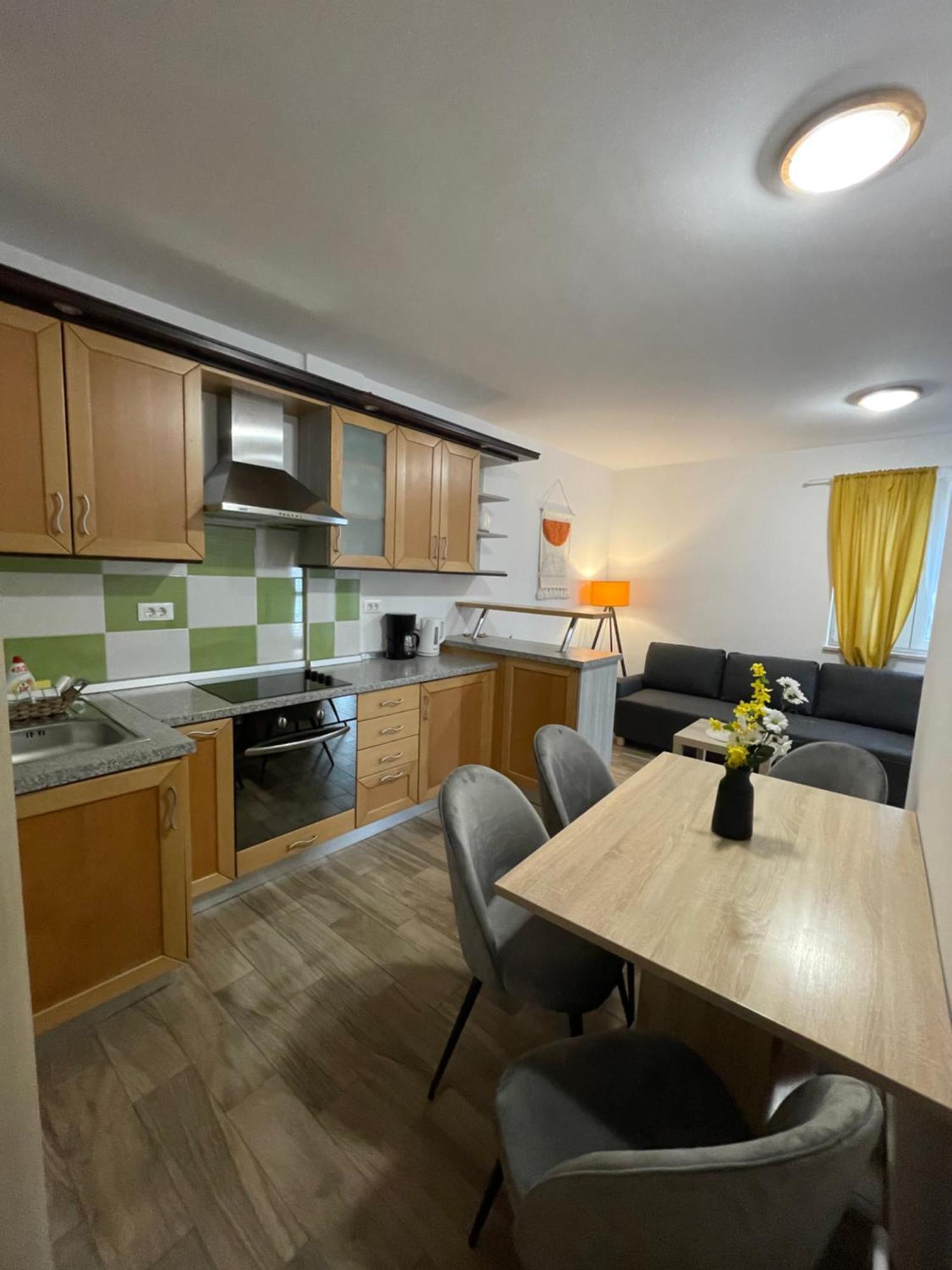 Apartmani Danica Nerezine Bagian luar foto